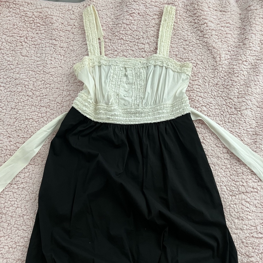 BCBG a MaxAzria linen dress
